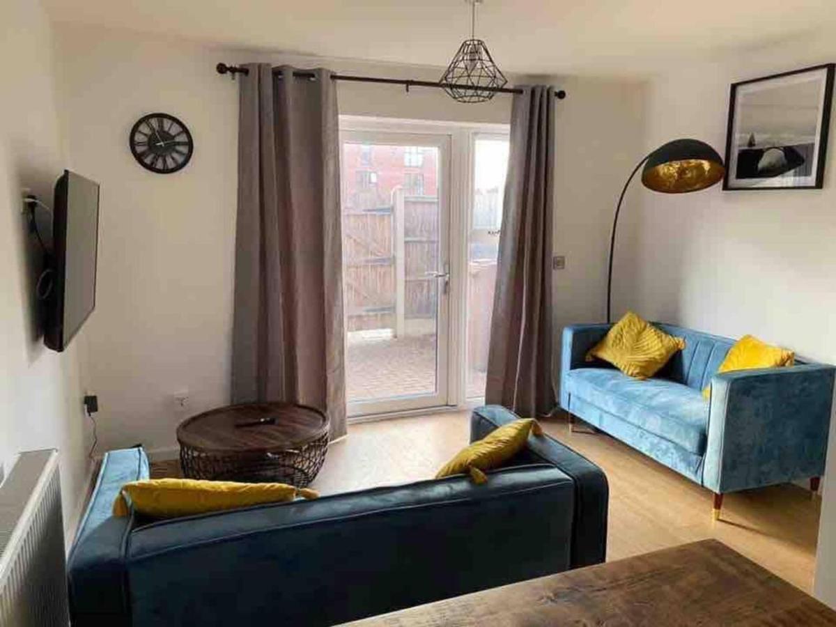Beautiful 4-Bed House In Lincoln- Close To Centre Экстерьер фото