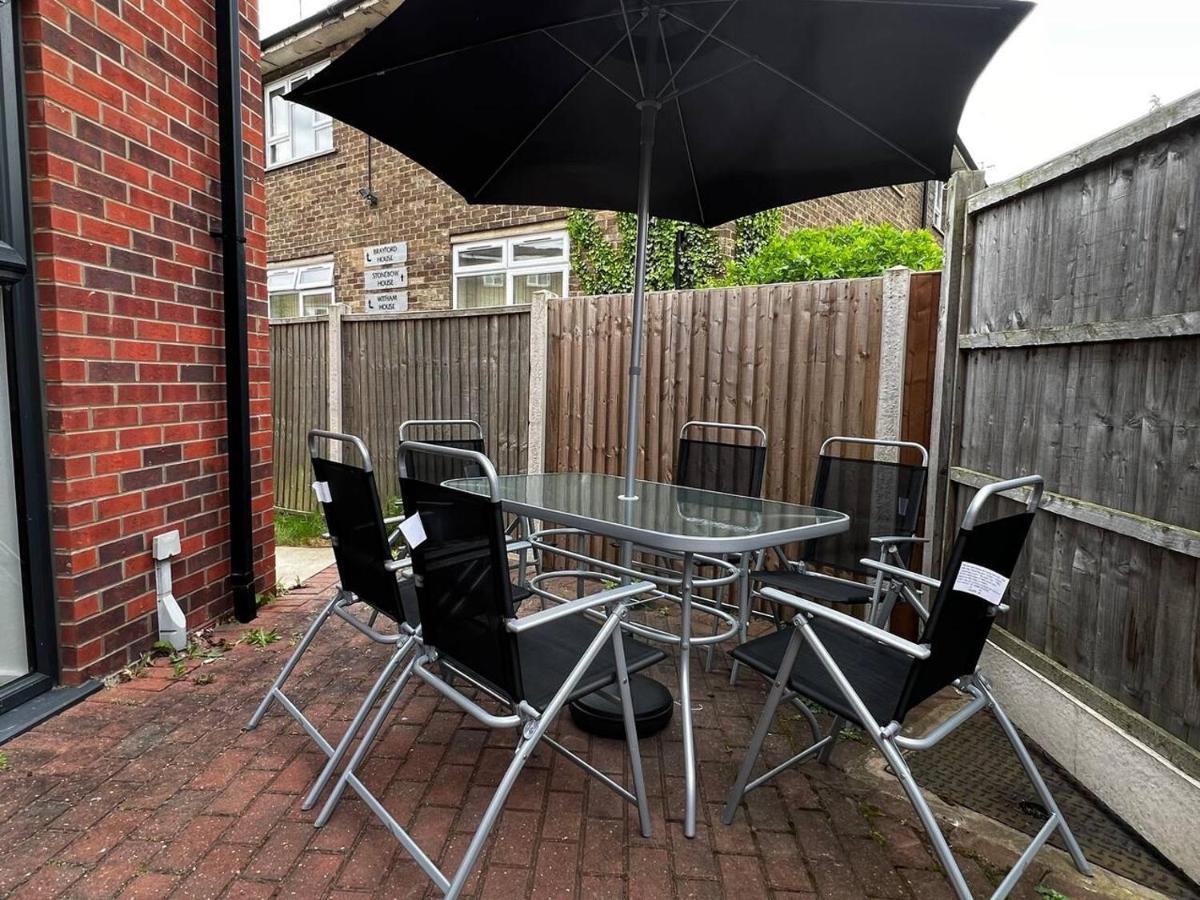 Beautiful 4-Bed House In Lincoln- Close To Centre Экстерьер фото